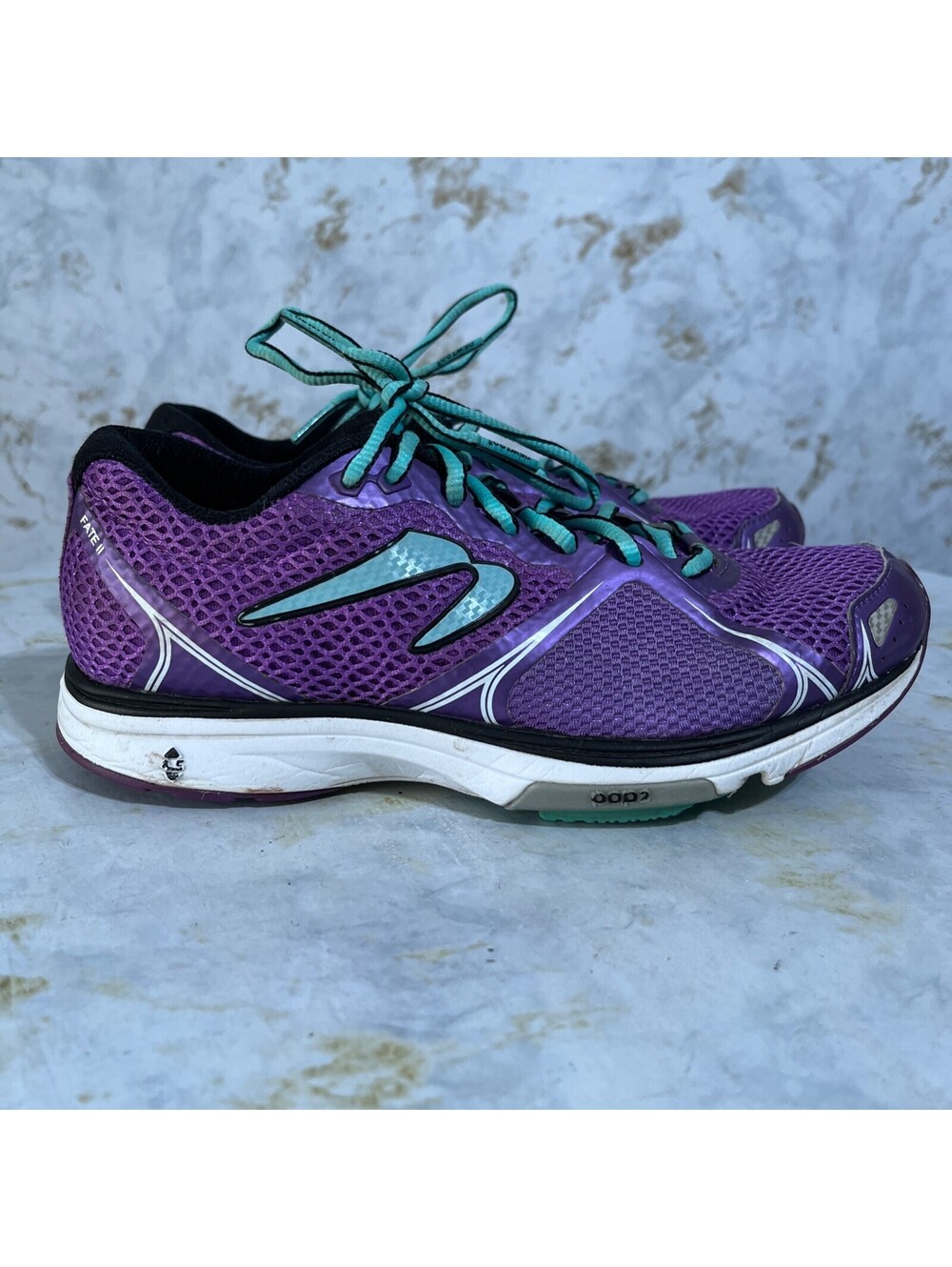 Newton Fate II Womens Size 7 Running Shoes Purple Blue Athletic Trainer Sneakers